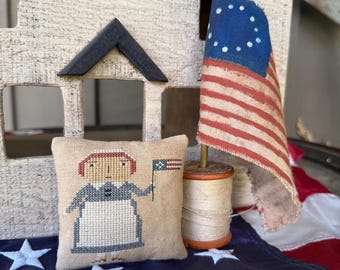 Primitive Cross Stitch Pattern Betsy designed by Lori Brechlin