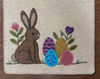 Wool Applique Pattern Egg Scout - by The Woolen Needle