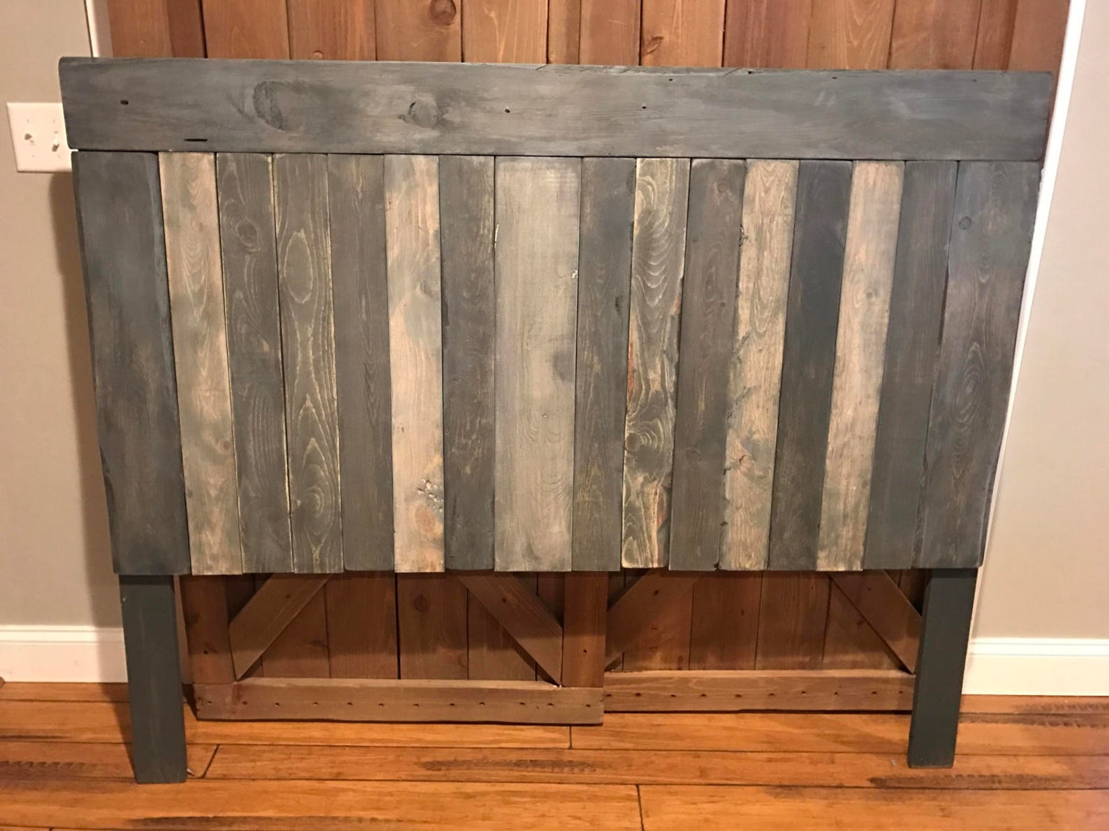 Rustic Gray Pallet Headboard Queen Headboard King Headboard Etsy