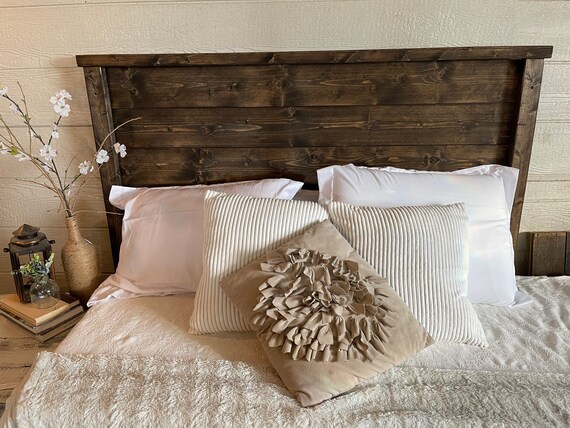 Distressed wood headboard queen online