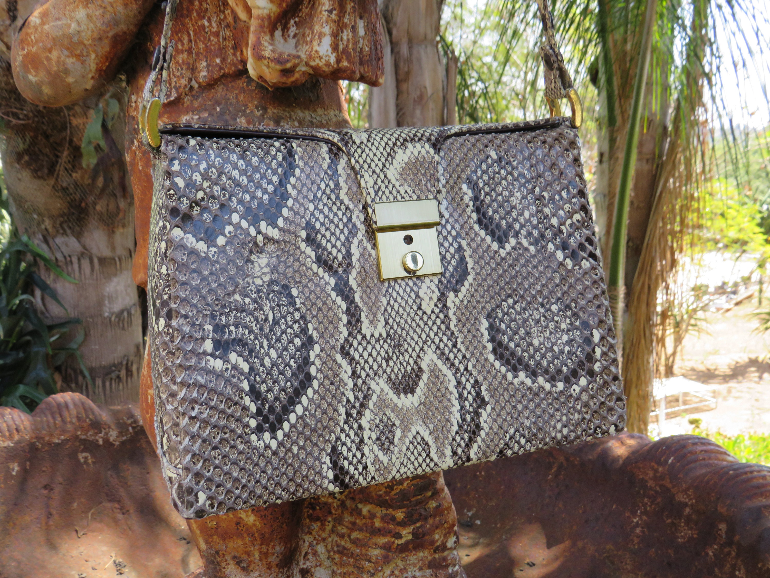 【Vintage】90s Python leather shoulder bag Coach Vintage Canvas Shoulder Bag JACQUARD PYTHON WHITE TRIM