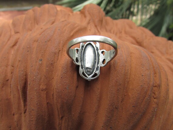 Sterling silver ring with open scroll design Blac… - image 3