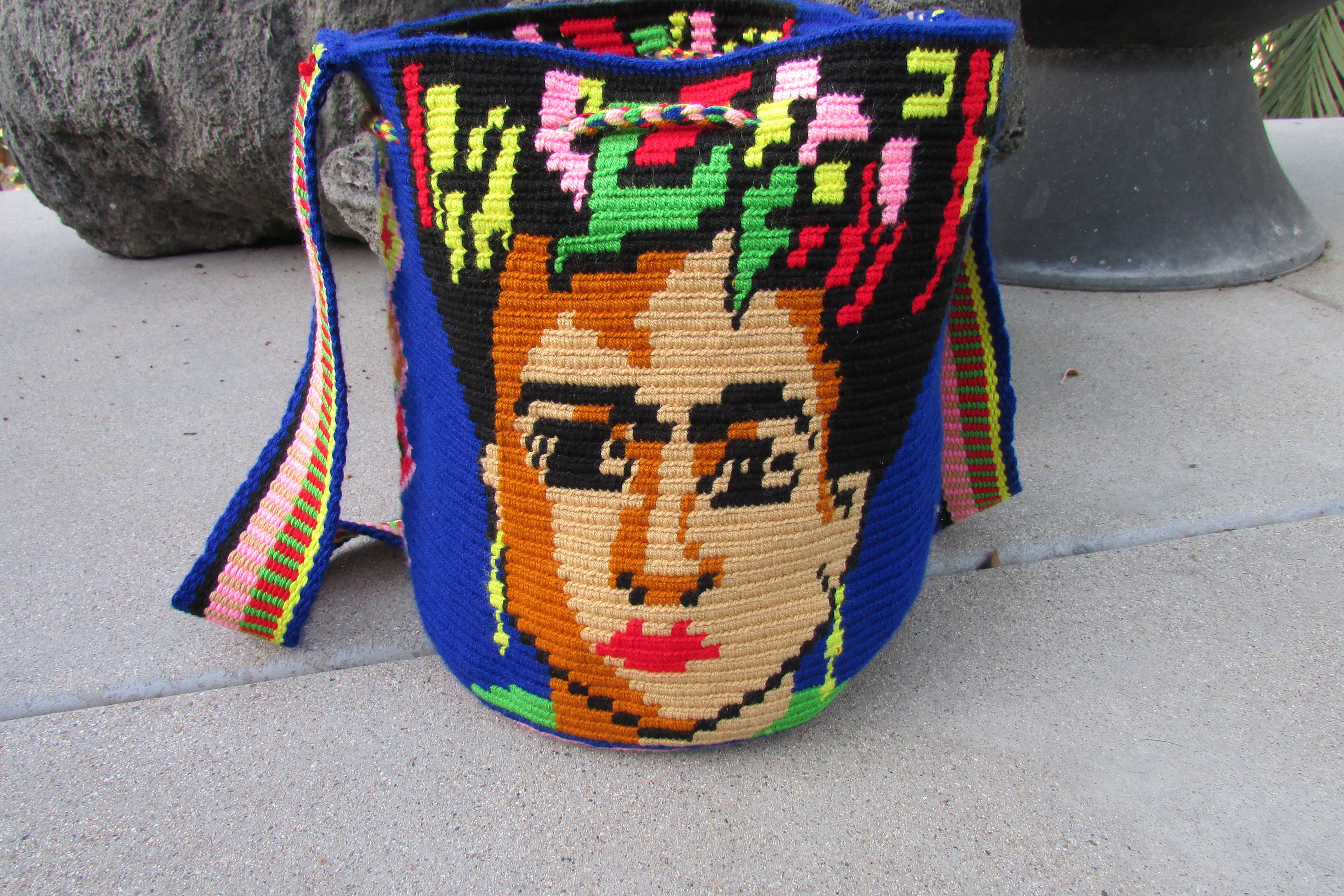 Mochilas de frida hotsell