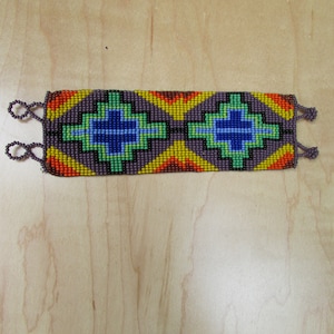 Huichol Peyote Cuff Bracelet Chipas Mexico coloerful shakira beads handmade