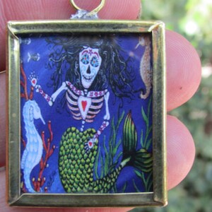 Day of the dead mermaid with sea horses Pendant Necklace Arte de Mexico