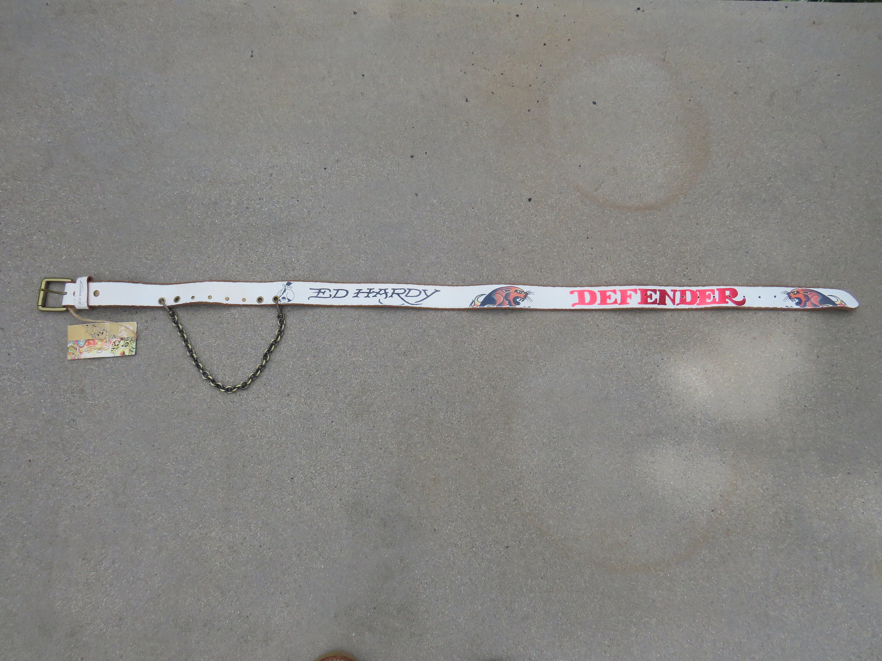 1990s Ed Hardy Distressed White Leather Defender Belt With  display picture 2