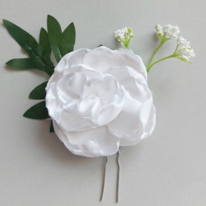 White or ivory hair flower,  hair accessory, bridal hair clip, hair accessory, hair flower