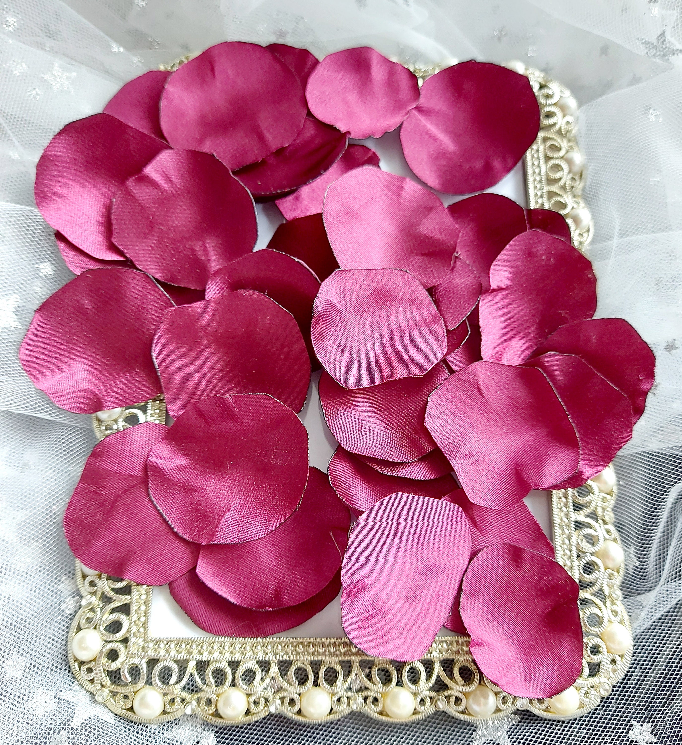 LOVE mix: Red + Ivory Silk Rose Petals for Wedding Centerpieces (750 petals)  