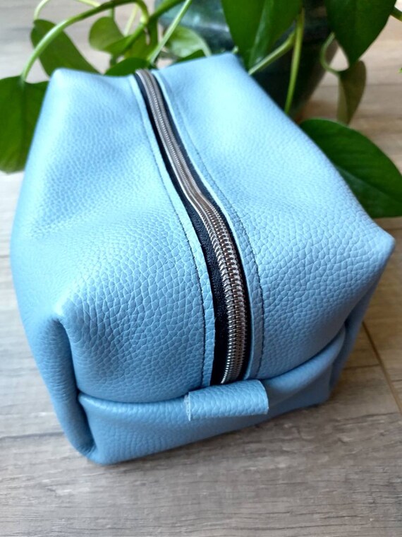 chrome dopp kit