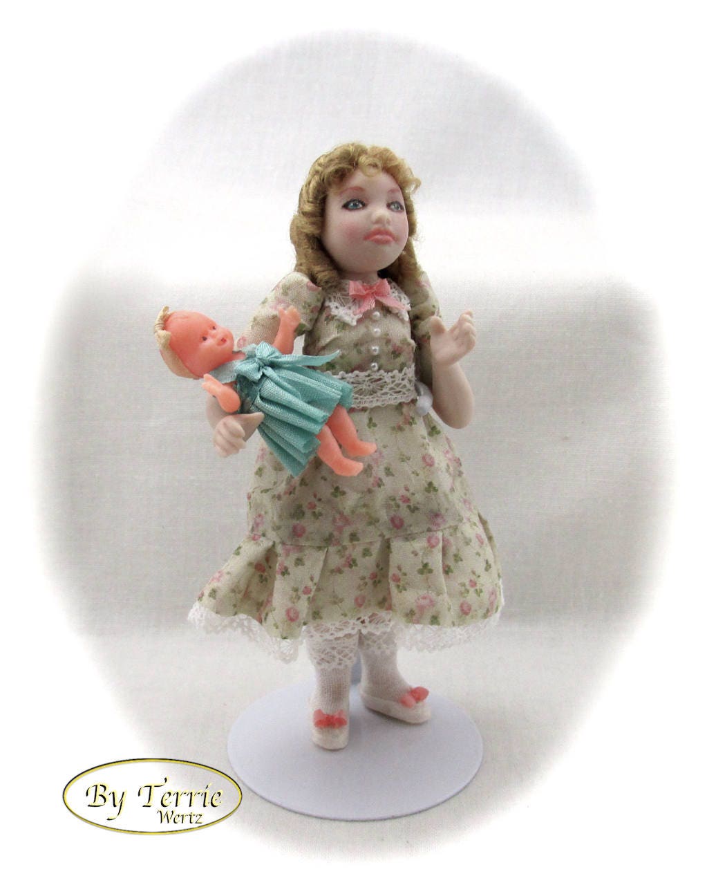 Dollhouse Doll LITTLE GIRL With Dolly Porcelain Miniature Doll 112 Scale