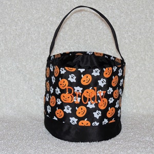 Monogrammed Halloween bag, Halloween bucket, Pumpkin and ghost Halloween bucket, treat or trick bag, Sand bucket, baby gift image 4