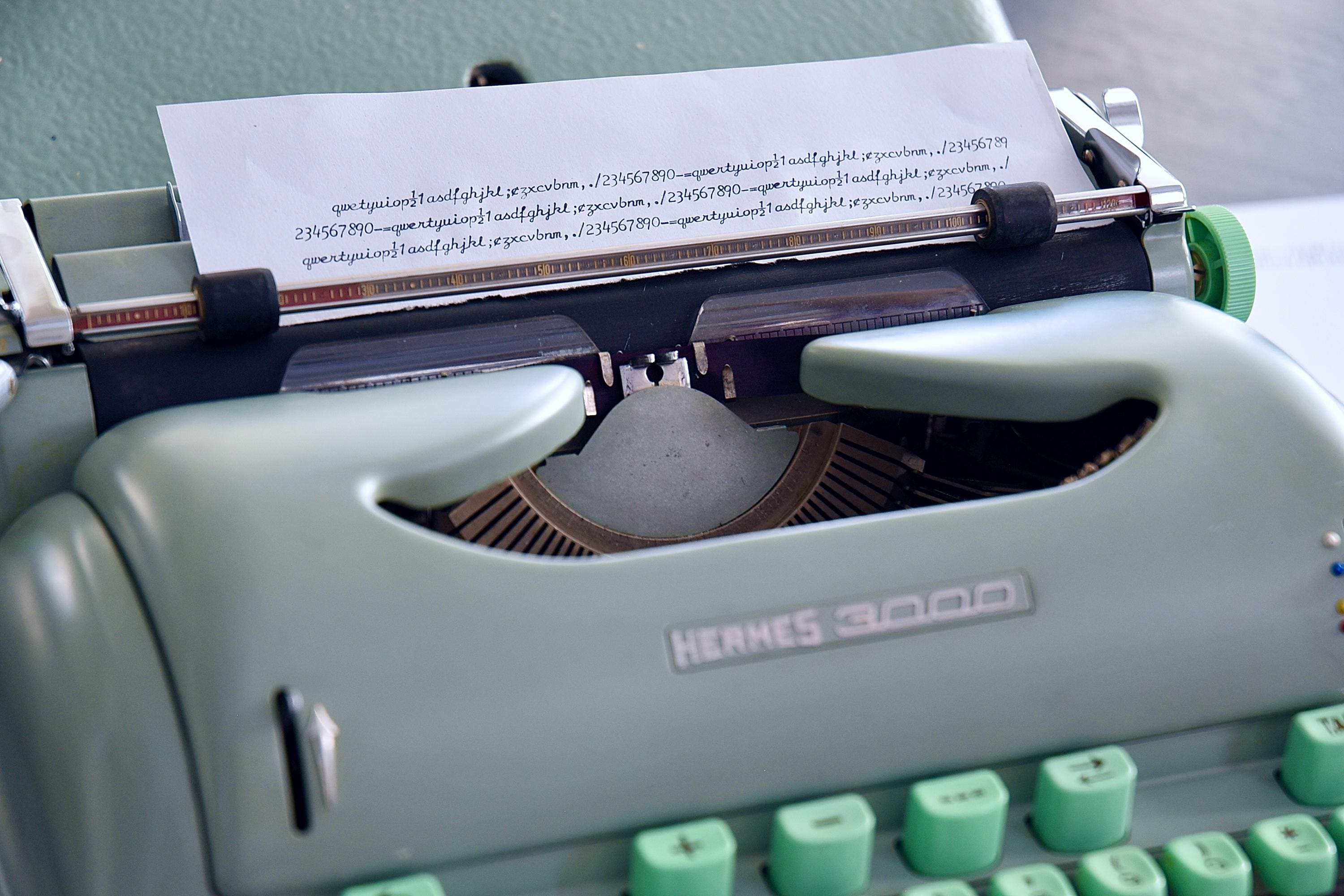 Hermes 3000 Typewriter - Etsy