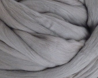 Foothills Merino Wool Top Fiber For Spinning Felting Weaving or Blending Board for Rolags