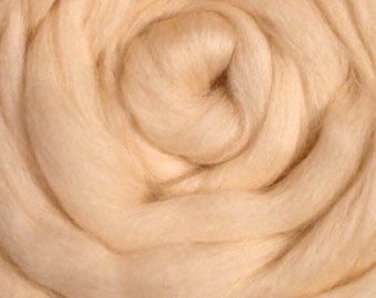 Vanilla Merino Wool Top Fiber for Spinning Felting Weaving or Blending Board for Rolags