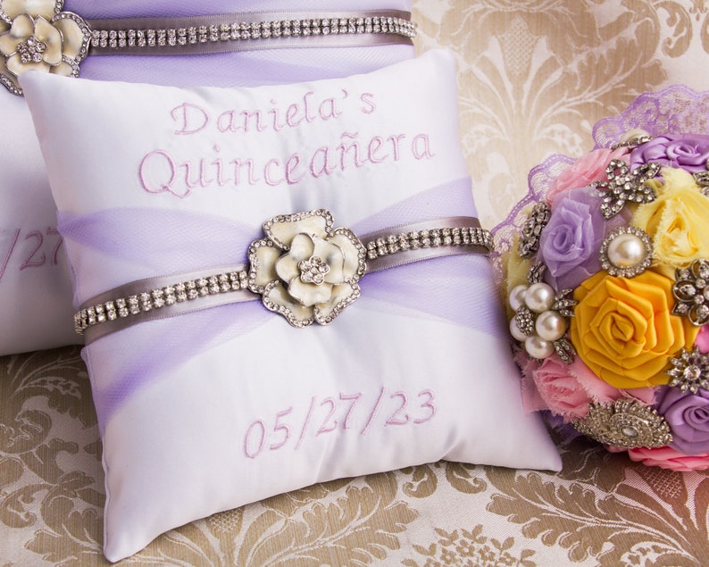 Silver Lavender Pillows for Quinceanera Party, Mis 15 Anos Shoe Pillow, Accesorios de Quince Anos, Sweet 16 Kneeling Pillow image 2