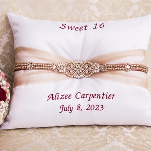 Rose Gold Pillows for Quinceanera Party, Mis 15 Anos Shoe Pillow, Accesorios de Quince Anos, Sweet 16 Kneeling Pillow image 2