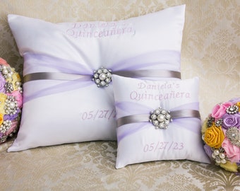 Lilac and Silver Pillows for Quinceanera Party, Mis 15 Anos Shoe Pillow, Accesorios de Quince Anos, Sweet 16 Kneeling Pillow