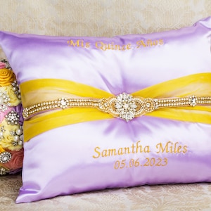 Pillows for Quinceanera, Mis 15 Anos Shoe Pillow, Accesorios de Quince Anos, Sweet 16 Kneeling Pillow