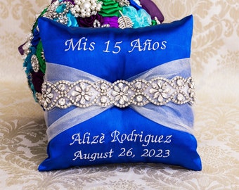 Royal Blue Pillows for Quinceanera Party, Mis 15 Anos Shoe Pillow, Accesorios de Quince Anos, Sweet 16 Kneeling Pillow