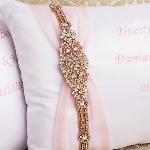 Rose Gold Pillows for Quinceanera Party, Mis 15 Anos Shoe Pillow, Accesorios de Quince Anos, Sweet 16 Kneeling Pillow image 10