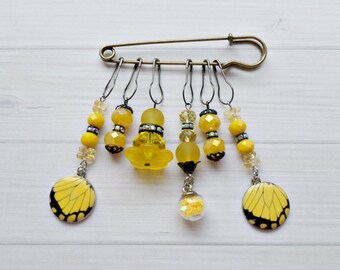 Yellow Butterfly Junk Journal Dangles, Scrapbook Charm Ephemera, Beaded Journal Bulb Pins , Journal Embellishments - Planner Charms Set of 6