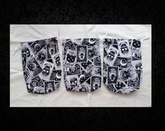 Skull Tarot Bag: Halloween Cotton Flannel Pouch for Runes, Crystals
