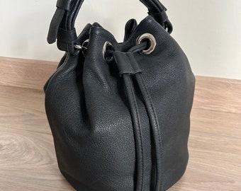 Leather bucket bag. Black bucket bag. Large bucket bag. Leather bags.