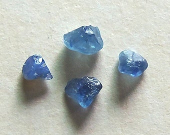 real African sapphire AUG.63,AUG.64,AUG.65 Rough sapphire Milky Blue Raw sapphire Natural Royal Blue