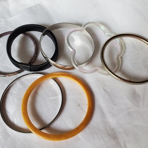 Set of bangles bakelite?