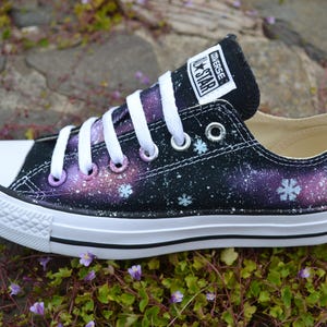 low top galaxy converse