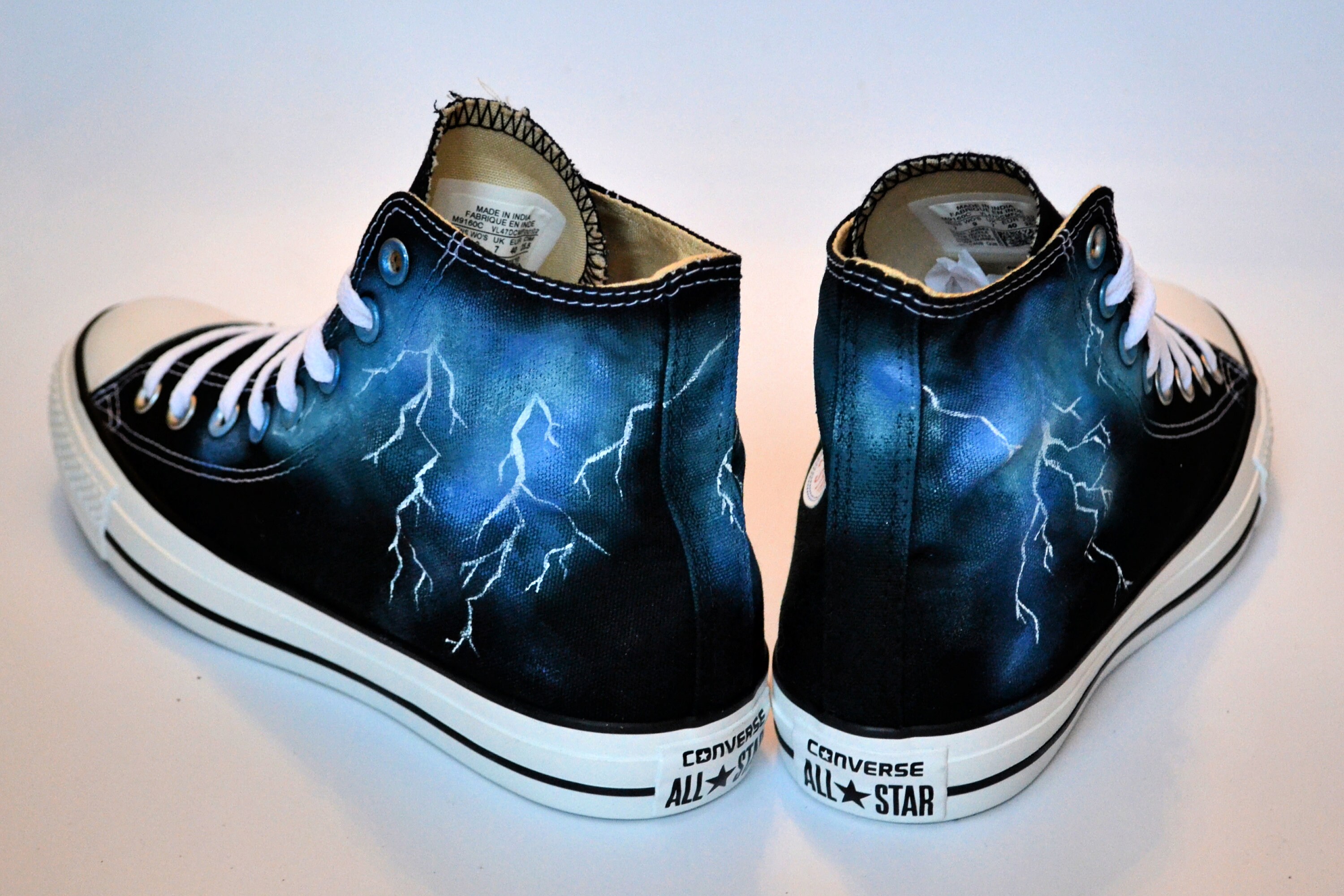 Luske undtagelse absolutte Lightning Converse Stormy Art Lightning Bolt Back to - Etsy