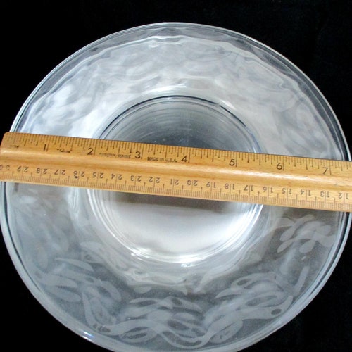 Vintage Set of 12 Wavecrest shops by Fostoria 7-1/2