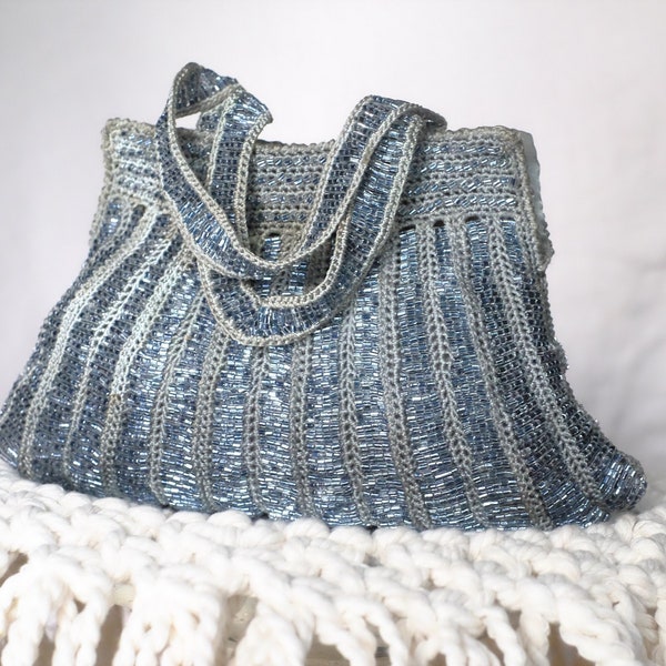 Vintage Silver Sequined Clutch Luxurious Beaded Top Handle Petite Crochet Bag Purse Handbag 00's Small Pouch Elegant Rare