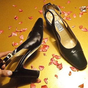 Vintage 80s GIANNI VERSACE Black Pumps Gold Metal Medusa Half Square Toe Shoes Wide Heels Original Designer Leather Patent Size39EU 6UK 8US