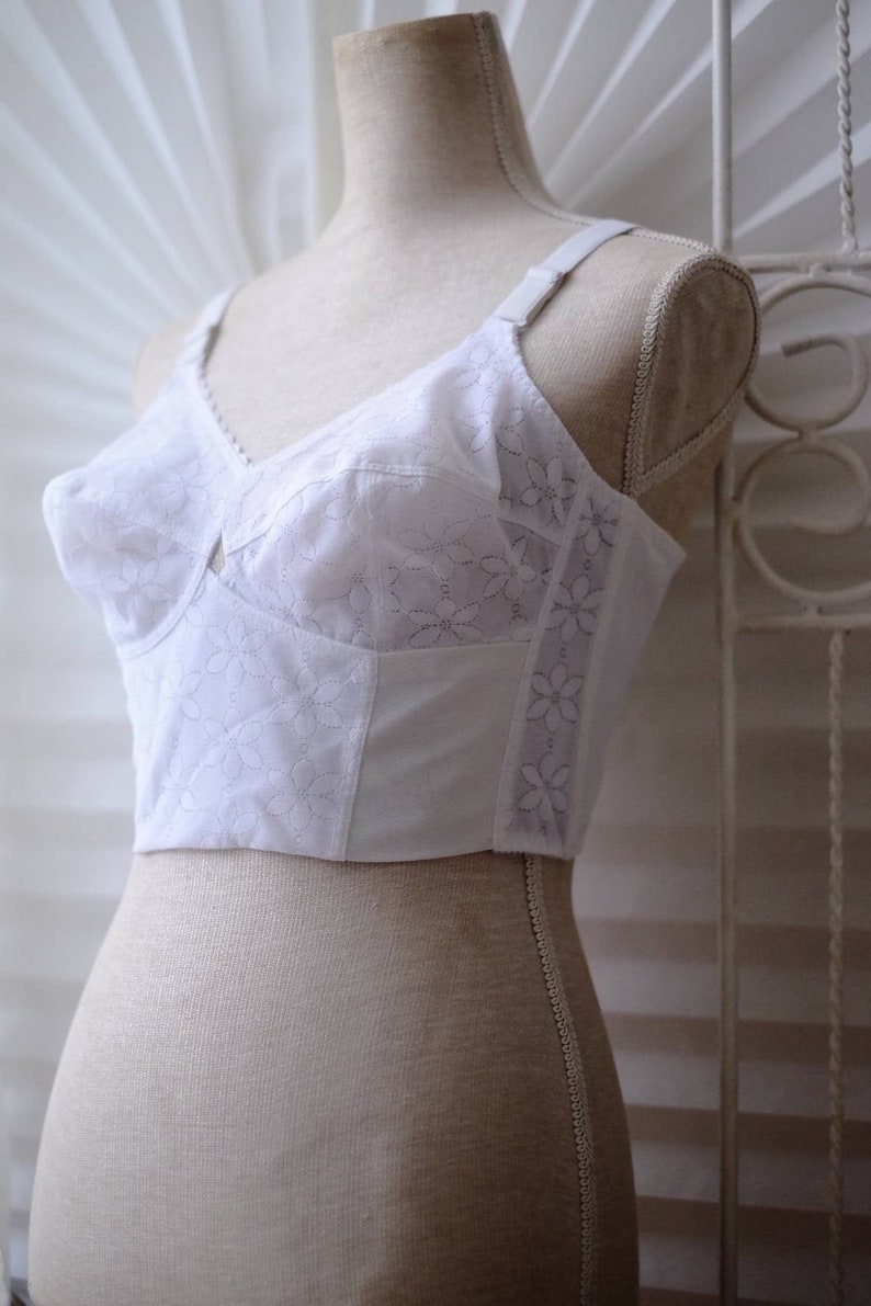 Vintage Rare Berlei 60's Long Line Bullet Bra White Panelled Crop Corset Soft Spiral Stitched Cups Bralette Lace Bombshell Pin Up Bustier image 9