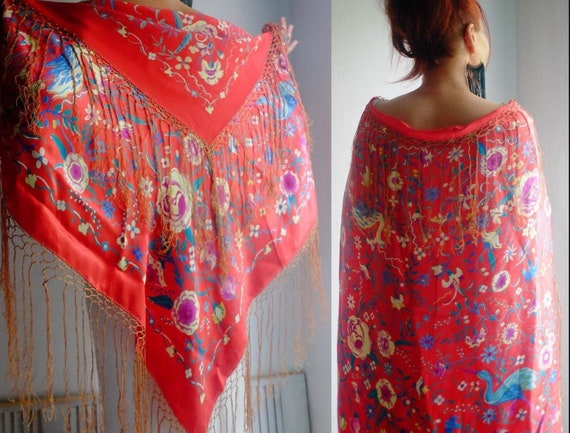 Vintage 30s-50s Red Satin Silk Piano Shawl Tassel… - image 4