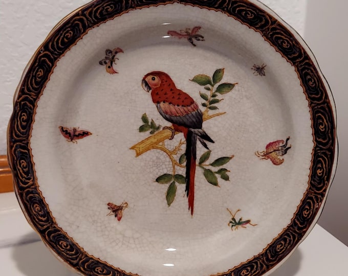 Vintage Parrot Decorative Plate – Hand-Painted Bird & Butterfly Wall Art – Chinese Export Porcelain (1980s–1990s)