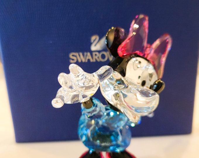 Swarovski Disney Minnie Mouse Crystal Figurine – Model #1116765