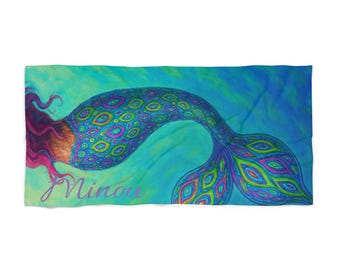 Toalla de playa de sirena colorida: decoración vibrante para la piscina