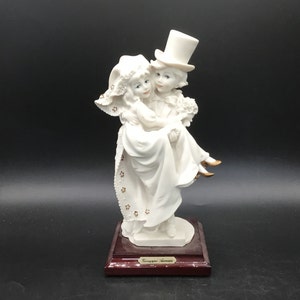 Aromoni Wedding Statue - Just Married - Made in Italy