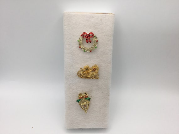 Choose A - B - C Vintage Christmas Brooch - image 4