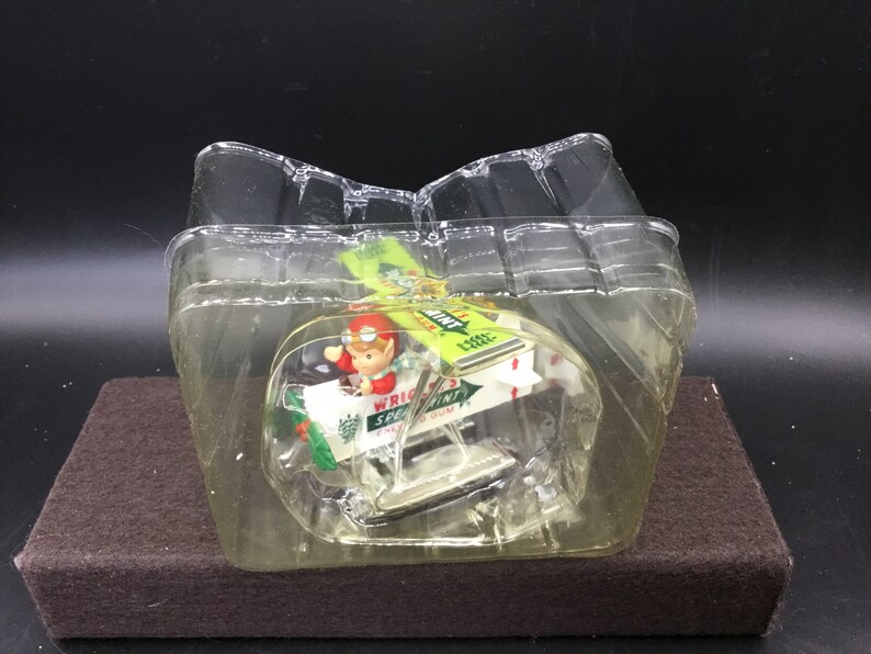 1995 Plainly Delicious Enesco Spearmint Gum Ornament