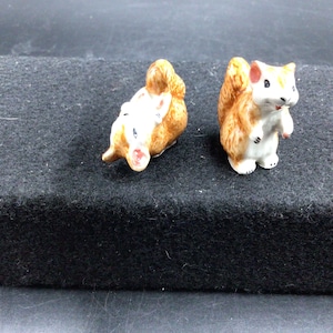 Miniature Squirrels - Pair - 1 Inch High