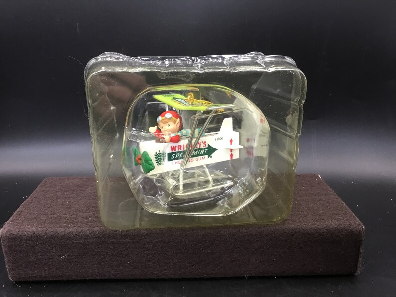 1995 Plainly Delicious Enesco Spearmint Gum Ornament