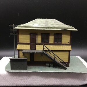 HO Train Stop Building - Pola Quick HO = W Germany