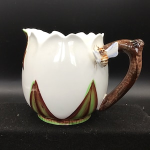 Lefton Bee Pitcher- Japan