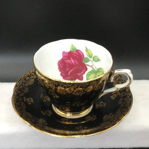 Collingwood Bone China Teacup - Crimson Glory