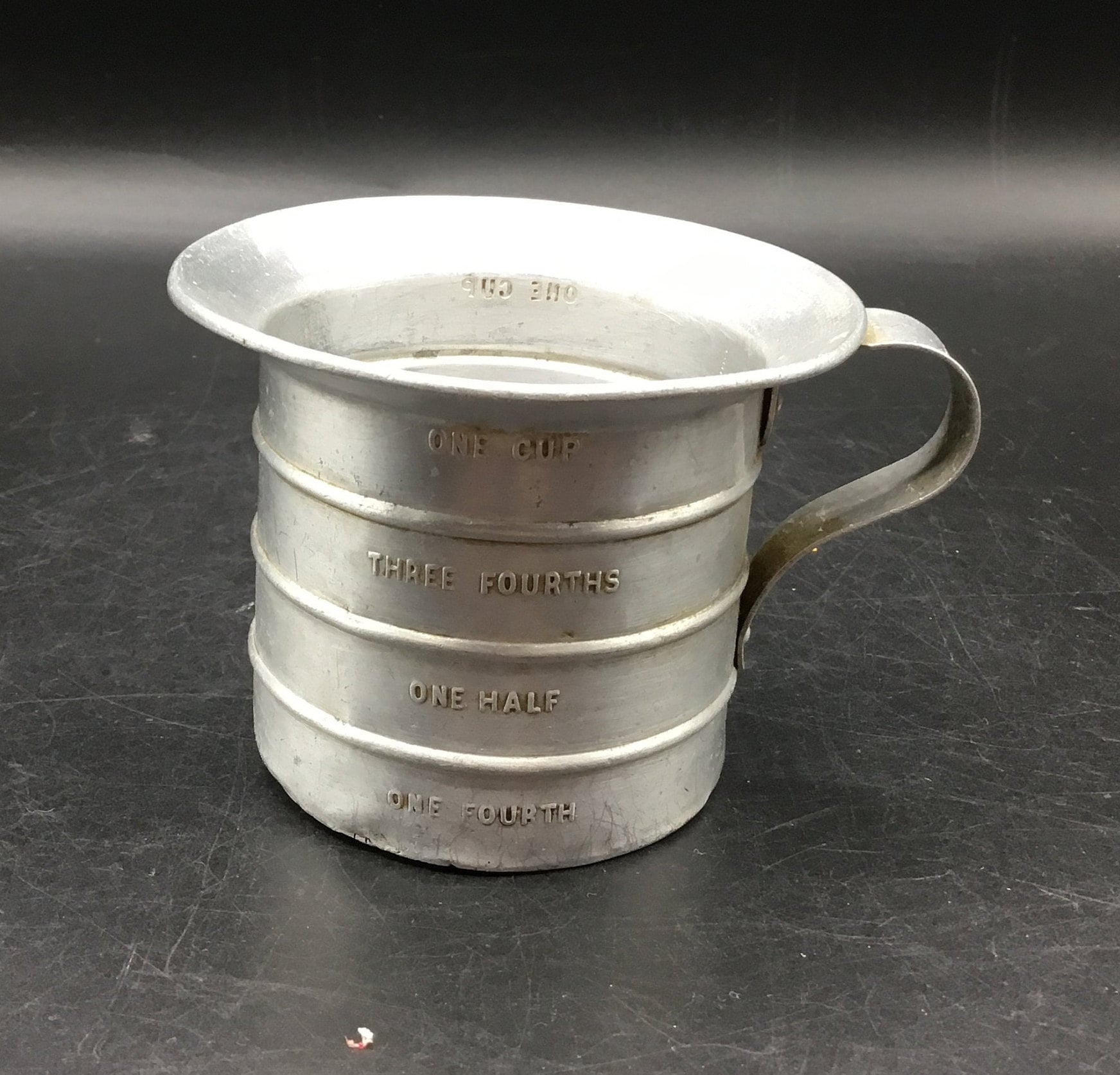 Choice 1 Qt. Aluminum Measuring Cup with Handle and Pour Lip