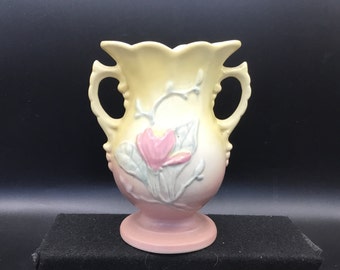 Hull Pottery Vase - Magnolia - 1940's