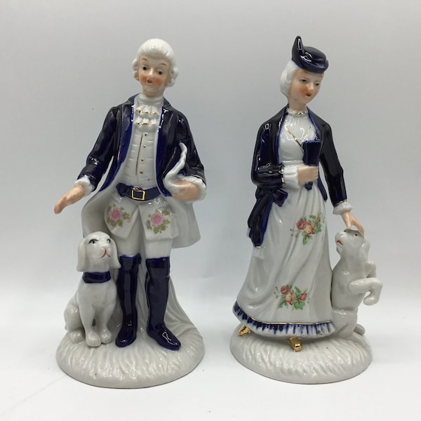 Brinn's Blue and White Figurines - Couple